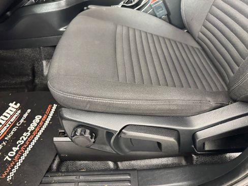 Used 2022 Ford Ranger XL w/ Equipment Group 101A High image 11