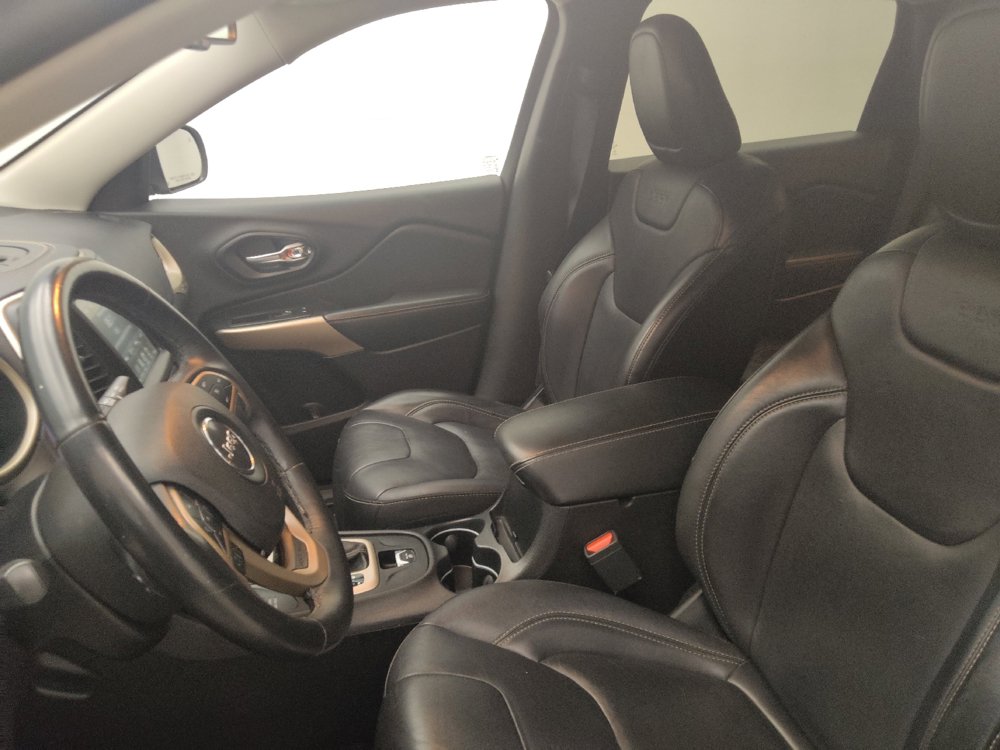 Used 2018 Jeep Cherokee Limited AWD/4WD image 17