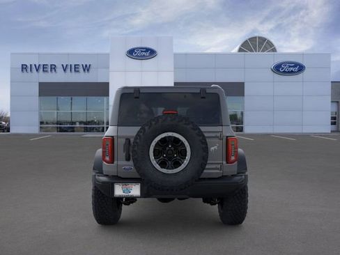 New 2026 Ford Bronco Badlands image 5