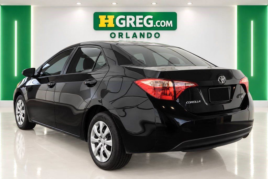 Used 2019 Toyota Corolla LE FWD image 2