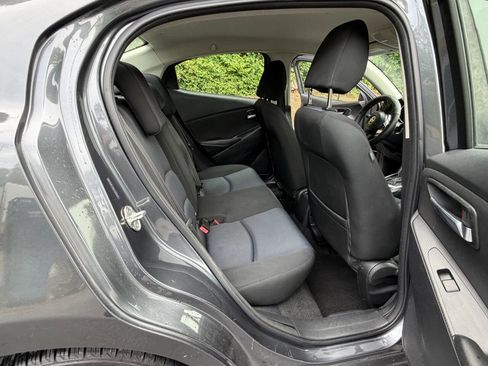 Used 2018 Toyota Yaris iA FWD image 14