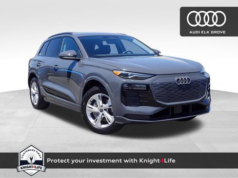 Used 2025 Audi Q6 e-tron Premium RWD image 1
