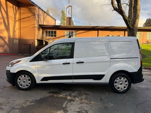 Used 2019 Ford Transit Connect XL image 9