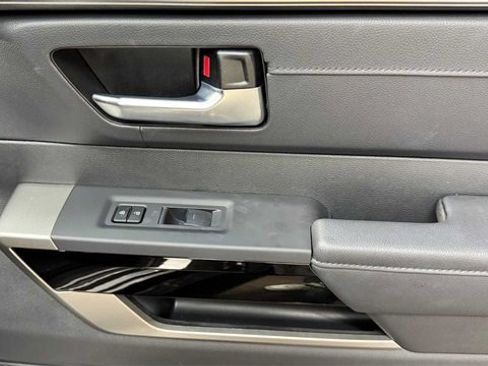 Used 2024 Toyota Sequoia Limited image 14