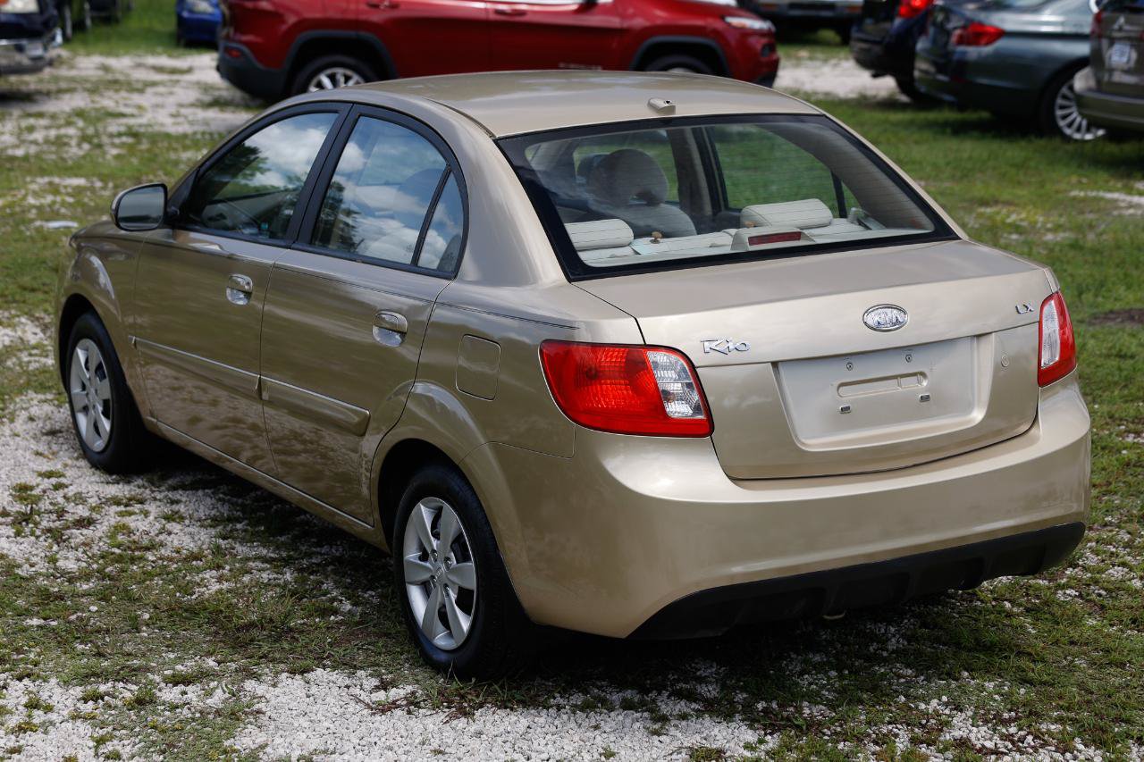 Used 2010 Kia Rio LX w/ Value Pkg FWD image 5