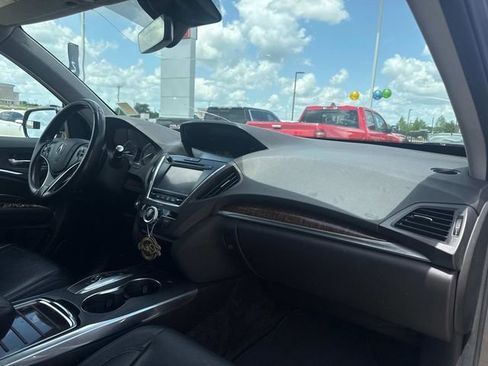 Used 2018 Acura MDX FWD image 17