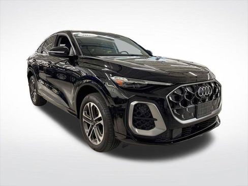 Certified 2025 Audi Q5 Premium Plus w/ Premium Plus AWD/4WD image 7