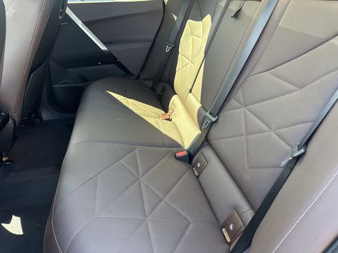 Used 2022 BMW iX xDrive50 w/ Premium Package image 18