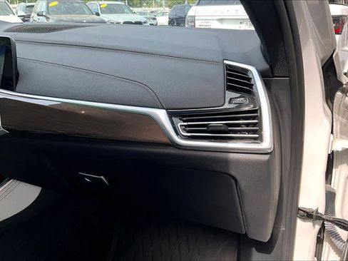 Used 2023 BMW X5 sDrive40i w/ Executive Package image 20