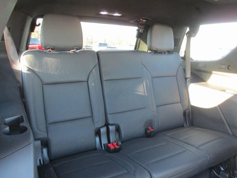 Certified 2025 Chevrolet Tahoe Z71 w/ Z71 Off-Road Package image 24