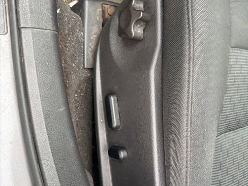 Used 2011 Ford Fusion SE w/ 201A Rapid Spec Order Code image 12