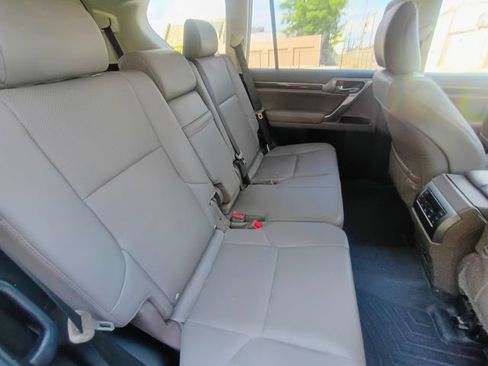 Used 2022 Lexus GX 460 Premium w/ Premium Package AWD/4WD image 56