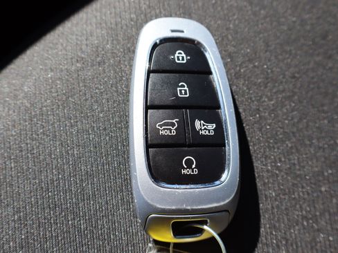 Used 2023 Hyundai Tucson SEL w/ Winter Package image 28