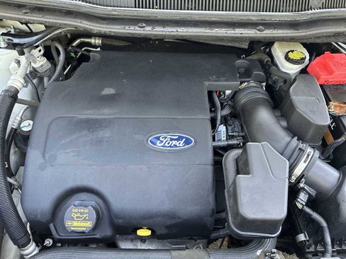 Used 2011 Ford Explorer XLT w/ 202A Rapid Spec Order Code AWD/4WD image 17