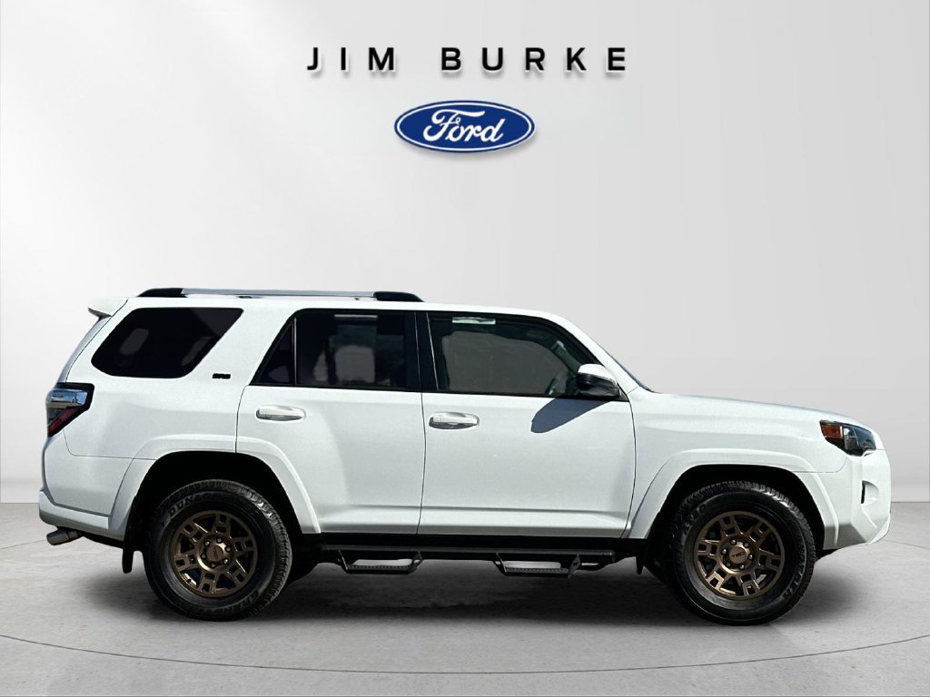Used 2024 Toyota 4Runner SR5 RWD image 6