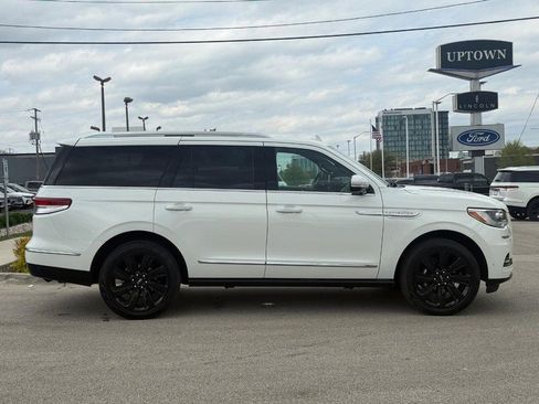 Certified 2024 Lincoln Navigator Reserve AWD/4WD image 2