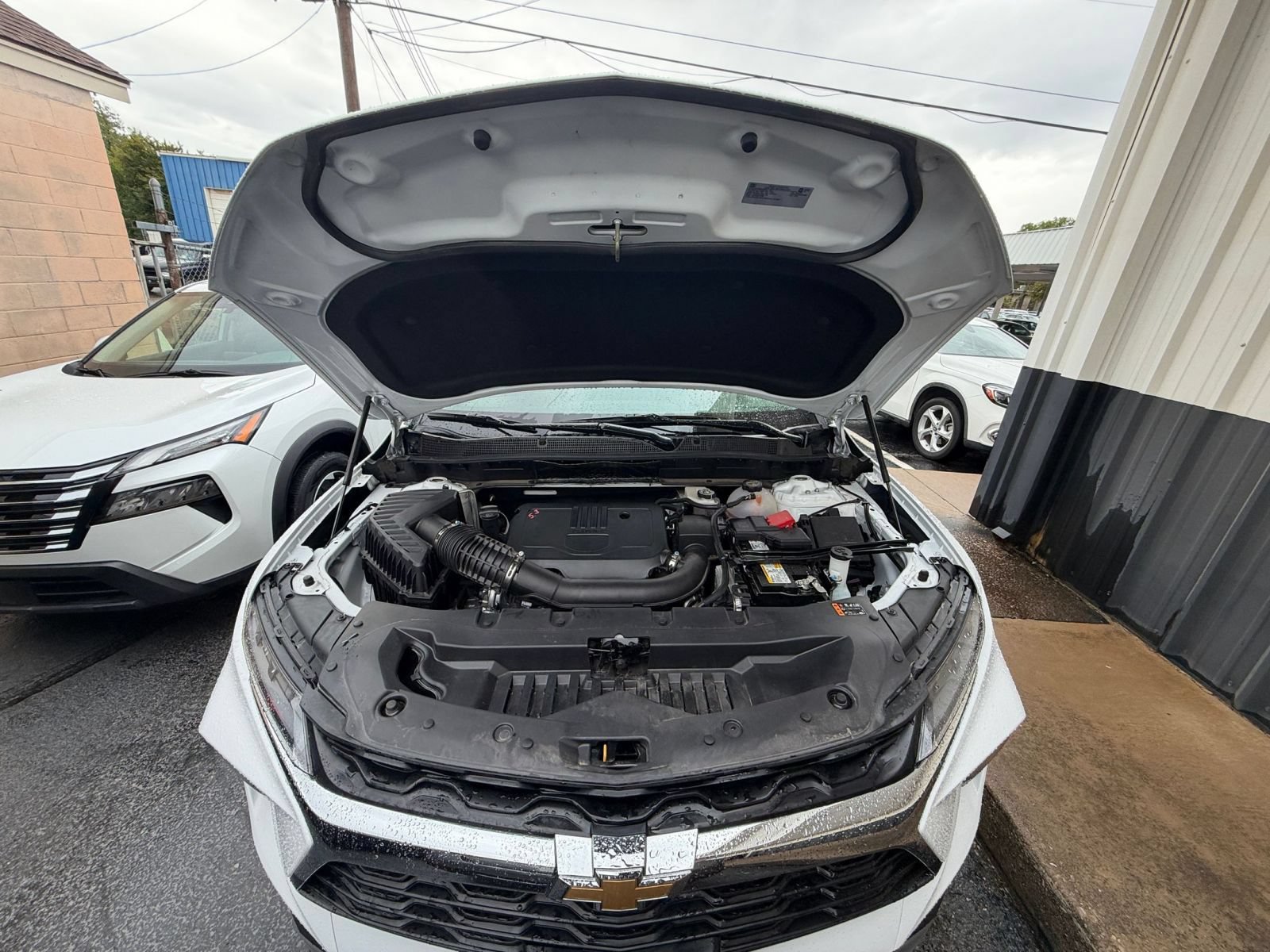 Used 2025 Chevrolet Blazer LT FWD image 33