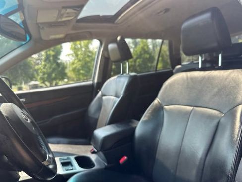 Used 2014 Subaru Outback 3.6R Limited w/ Moonroof Package AWD/4WD image 12
