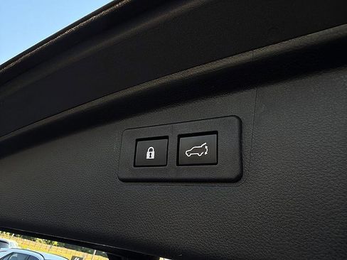 Used 2023 Subaru Outback Limited XT w/ Popular Package #2 AWD/4WD image 28
