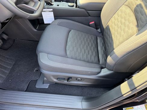 New 2026 Nissan Pathfinder SV AWD/4WD image 13
