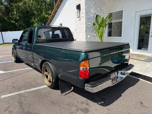 Used 2002 Toyota Tacoma 2WD Xtracab image 10