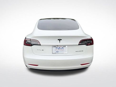 Used 2022 Tesla Model 3 Long Range AWD/4WD image 8