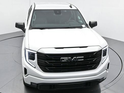 Used 2024 GMC Sierra 1500 Elevation image 38