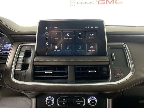 Certified 2023 GMC Yukon SLT w/ SLT Premium Package AWD/4WD image 16