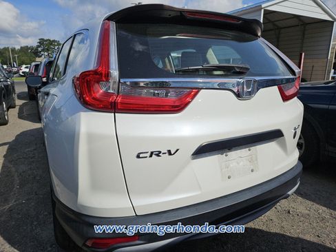 Used 2018 Honda CR-V LX image 7
