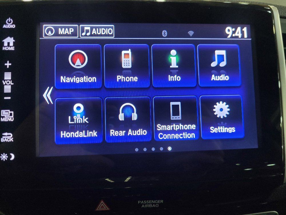 Used 2017 Honda Pilot Touring image 25