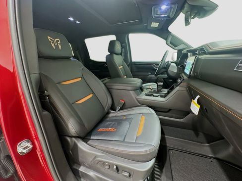 New 2026 GMC Sierra 1500 AT4 w/ AT4 Premium Package AWD/4WD image 29