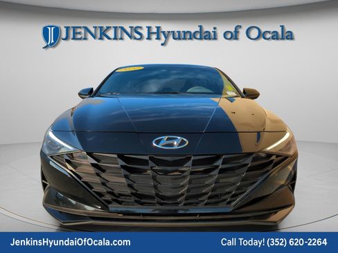 Certified 2022 Hyundai Elantra SEL image 3