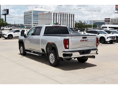 Used 2023 GMC Sierra 2500 SLE AWD/4WD image 4