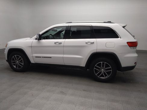 Used 2018 Jeep Grand Cherokee Limited RWD image 3