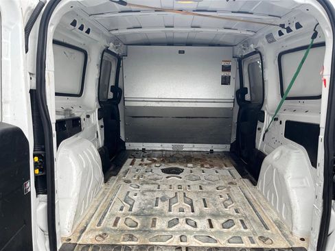 Used 2022 RAM ProMaster City Tradesman image 9