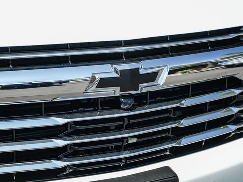 New 2026 Chevrolet Suburban LT w/ Comfort Package AWD/4WD image 10