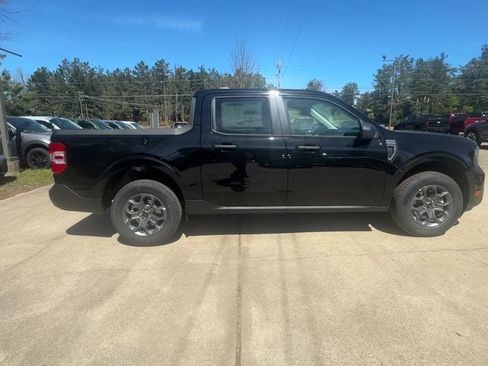 New 2026 Ford Maverick XLT image 7