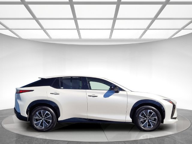 Used 2023 Lexus RZ 450e Premium w/ Technology Package AWD/4WD image 3