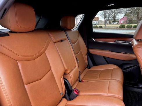 Used 2021 Cadillac XT5 Premium Luxury image 21