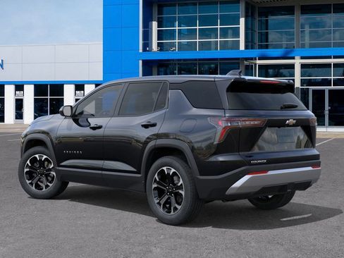 New 2026 Chevrolet Equinox LT w/ Convenience Package II image 3