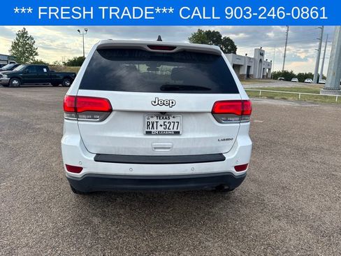 Used 2019 Jeep Grand Cherokee Laredo RWD image 9