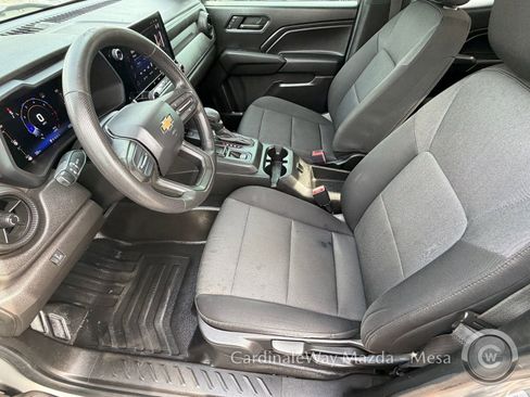 Used 2023 Chevrolet Colorado W/T image 16