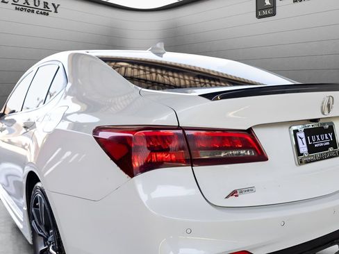 Used 2018 Acura TLX V6 w/ Technology & A-SPEC Pkg FWD image 14