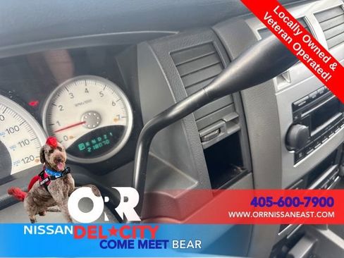 Used 2005 Dodge Durango Limited w/ Trailer Tow Group RWD image 15