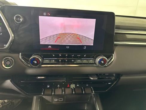 New 2025 GMC Canyon Elevation w/ Convenience Package image 22