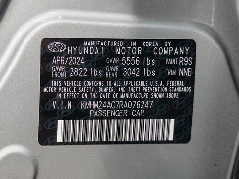 Used 2024 Hyundai Ioniq 6 SE AWD/4WD image 28