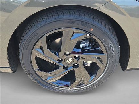 New 2026 Hyundai Elantra Sport FWD image 10