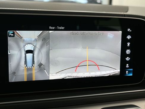 Used 2023 Mercedes-Benz GLS 63 AMG 4MATIC image 20