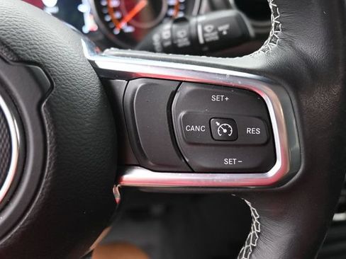 Used 2020 Jeep Wrangler Unlimited Sahara AWD/4WD image 24