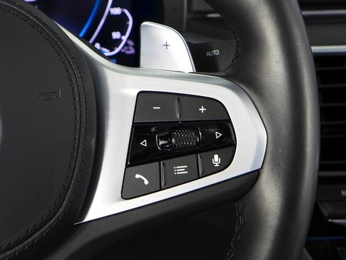 Certified 2023 BMW 530e w/ M Sport Package image 28